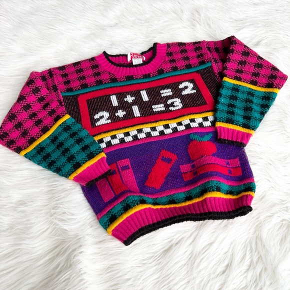 1980s Vintage Girl Colorful School Mathematics Apple Book Sweater